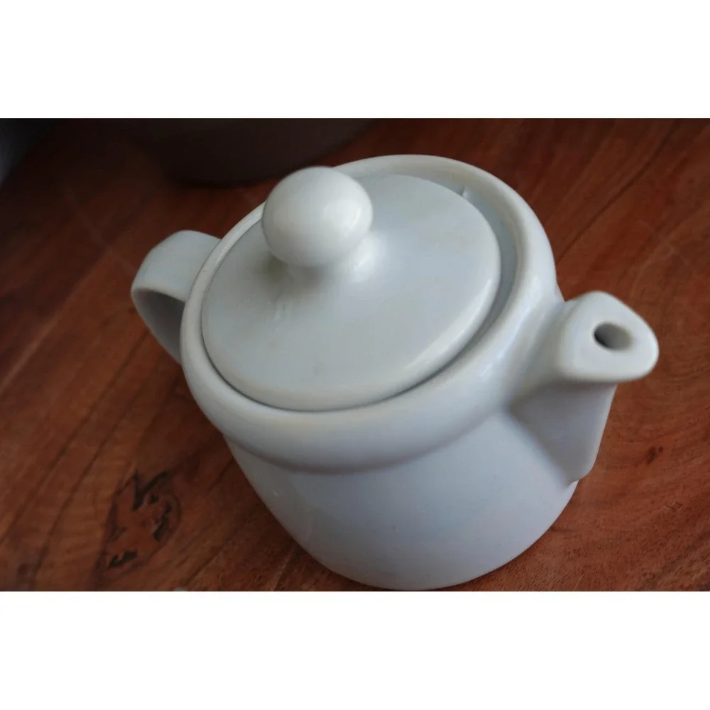 McCoy Pottery Small Ceramic Teapot with‎ Lid